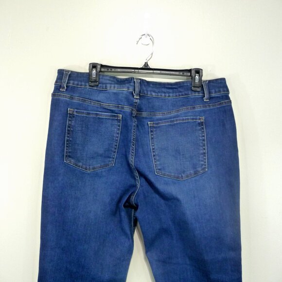 SIZE 20 PETITE STRAIGHT LEG JEANS WITH STRETCH - Picture 6 of 6